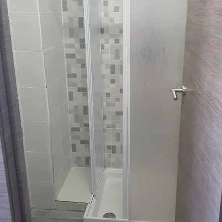 Hostel New Sport In *